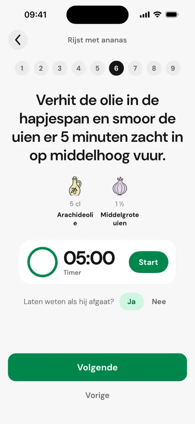 Kookmodus, stap 5 van 8: verhit de olie en smoor de uien, timer 05:00
